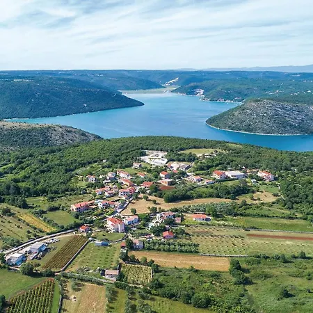 Stunning In Vikendica Krnica